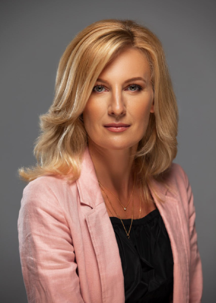 photo_5210949431166356239_y (1).png